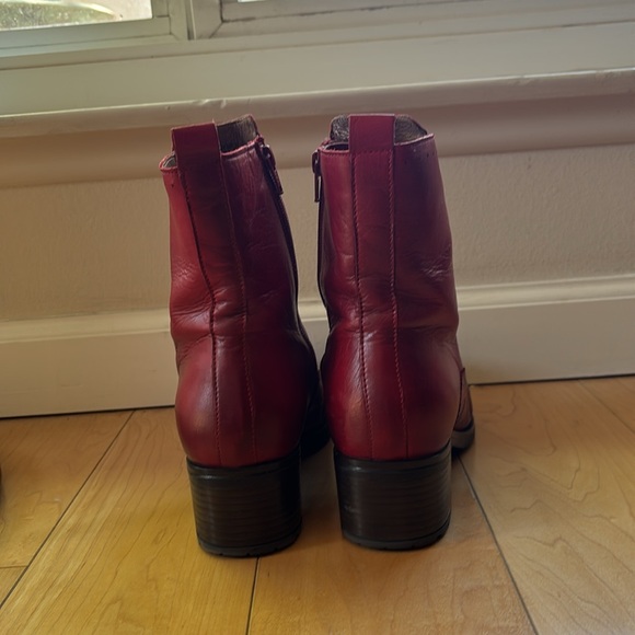 Worn a handful of times, Miz Mooz Red Leather  Jozie Ankle Boots - Picture 4 of 8